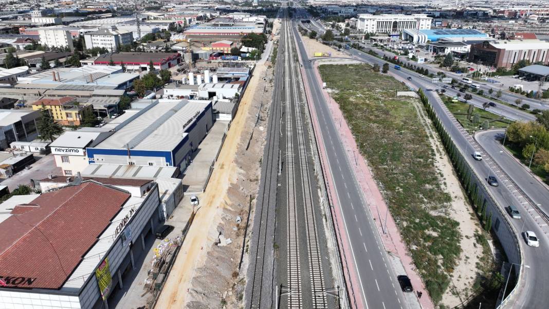 Konya ulaşımında dönüm noktası! Raylar kaynamaya başladı 1